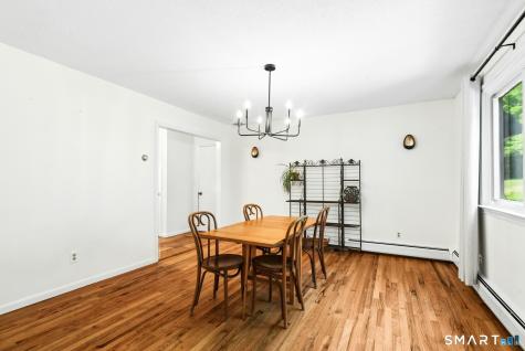 127 Huntingtown Road Newtown CT 06470