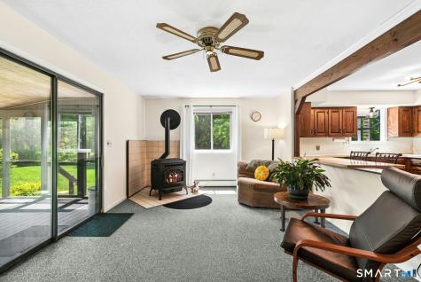 127 Huntingtown Road Newtown CT 06470
