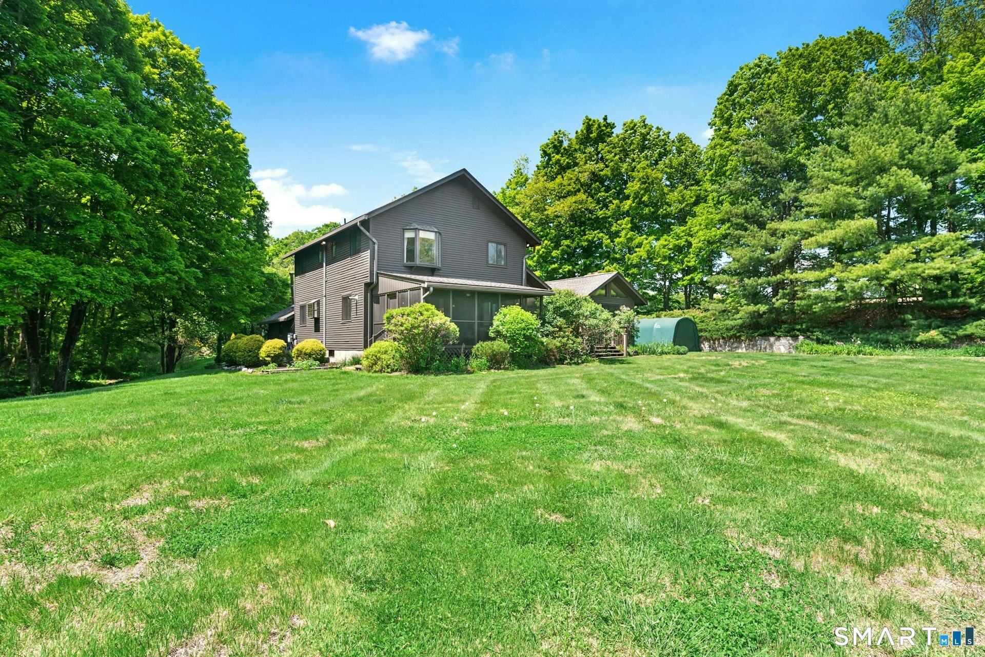 127 Huntingtown Road Newtown CT 06470
