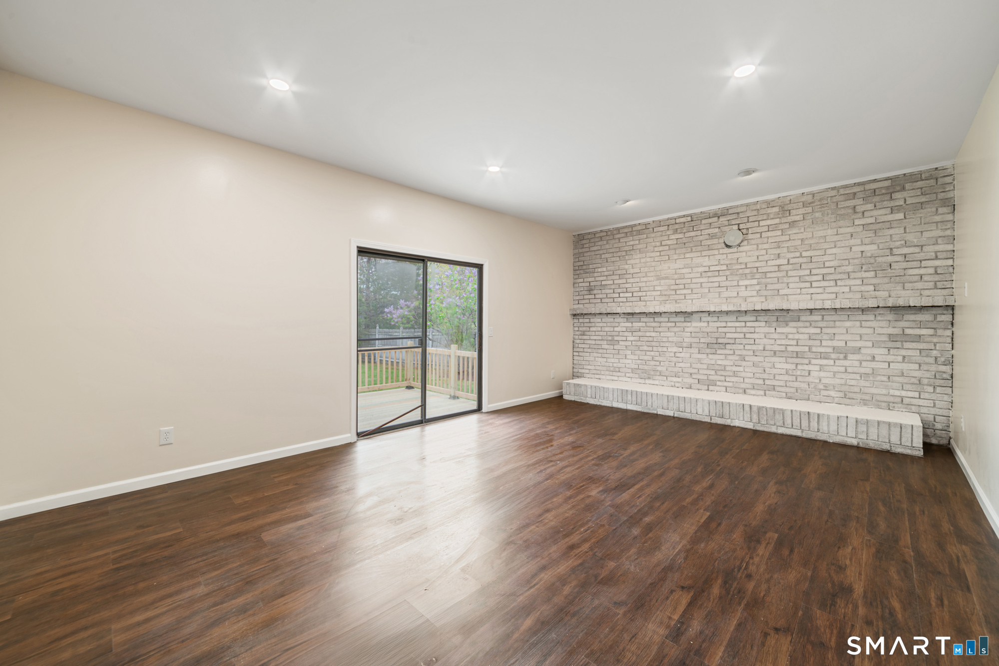 6 El Toro Drive Bristol CT 06010