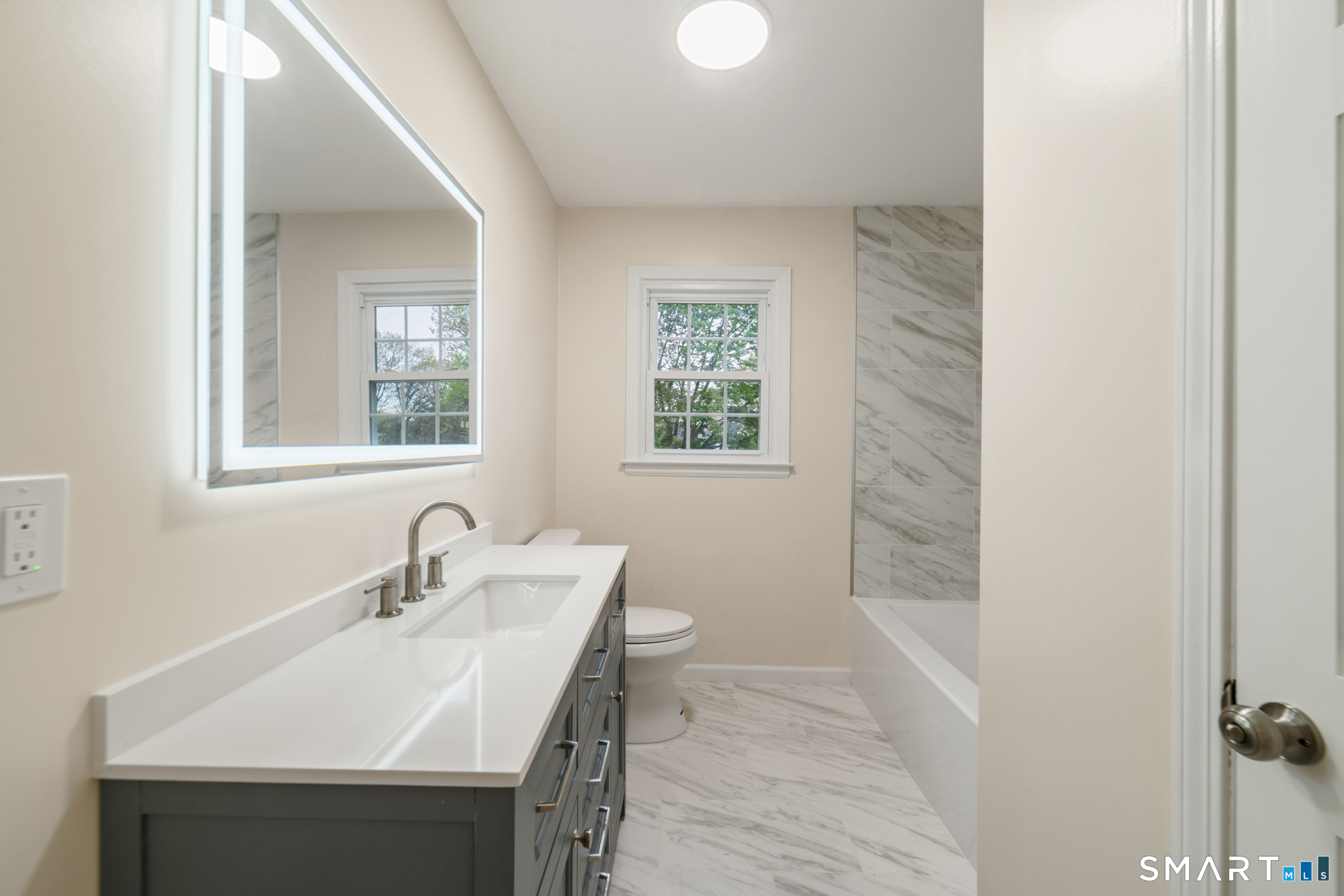 6 El Toro Drive Bristol CT 06010