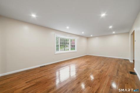 6 El Toro Drive Bristol CT 06010