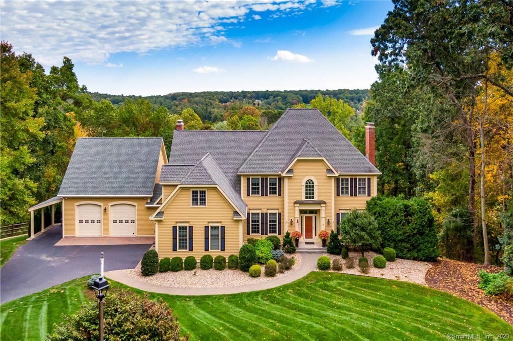15 King Richards Court Avon CT 06001