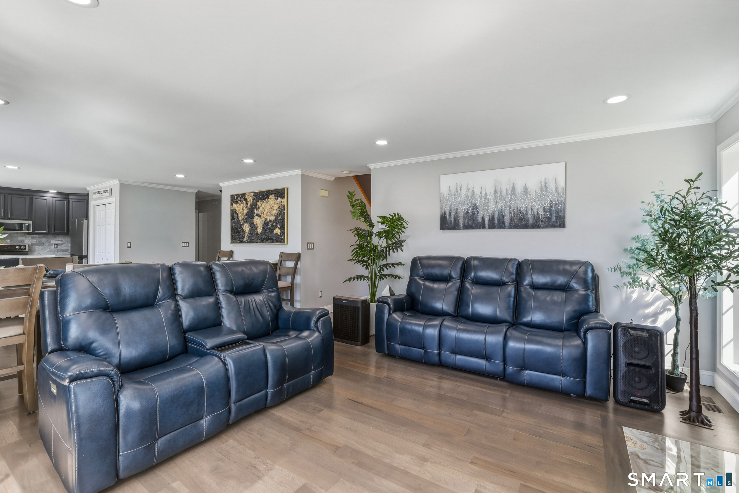 20 Ridgewood Court Hamden CT 06473