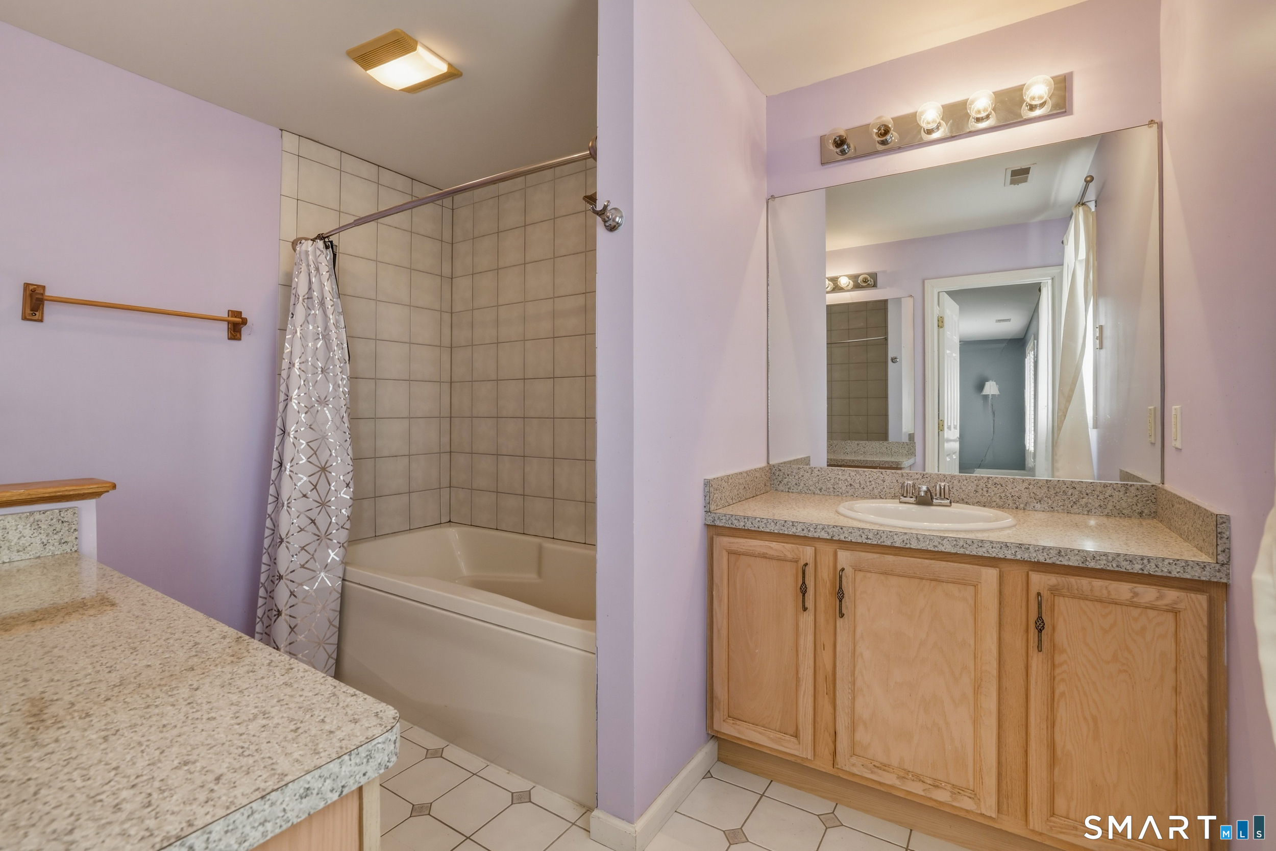 20 Ridgewood Court Hamden CT 06473
