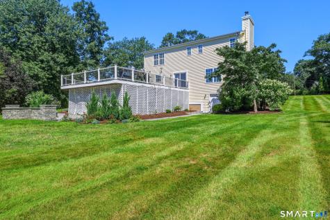 20 Ridgewood Court Hamden CT 06473