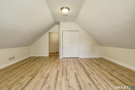 20 Ridgewood Court Hamden CT 06473