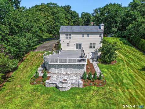 20 Ridgewood Court Hamden CT 06473