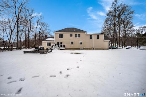 10 Stonewall Lane Clinton CT 06413