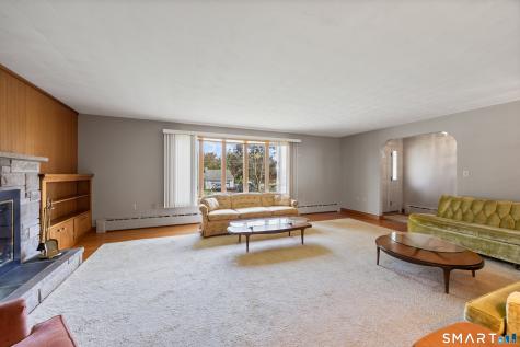 58 Evelyn Road Bristol CT 06010