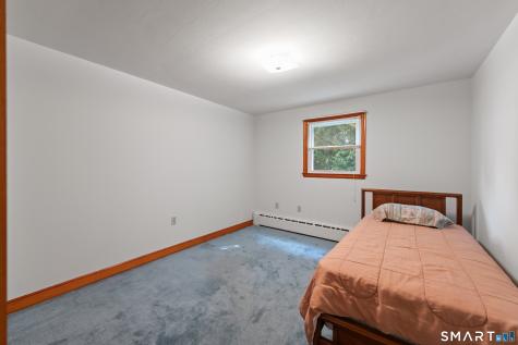 58 Evelyn Road Bristol CT 06010