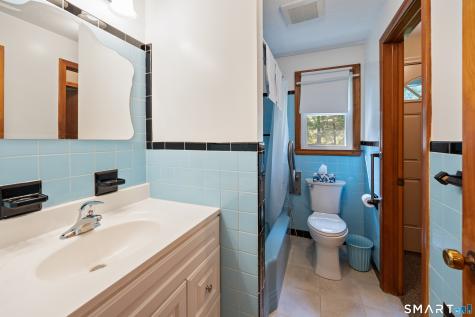 58 Evelyn Road Bristol CT 06010