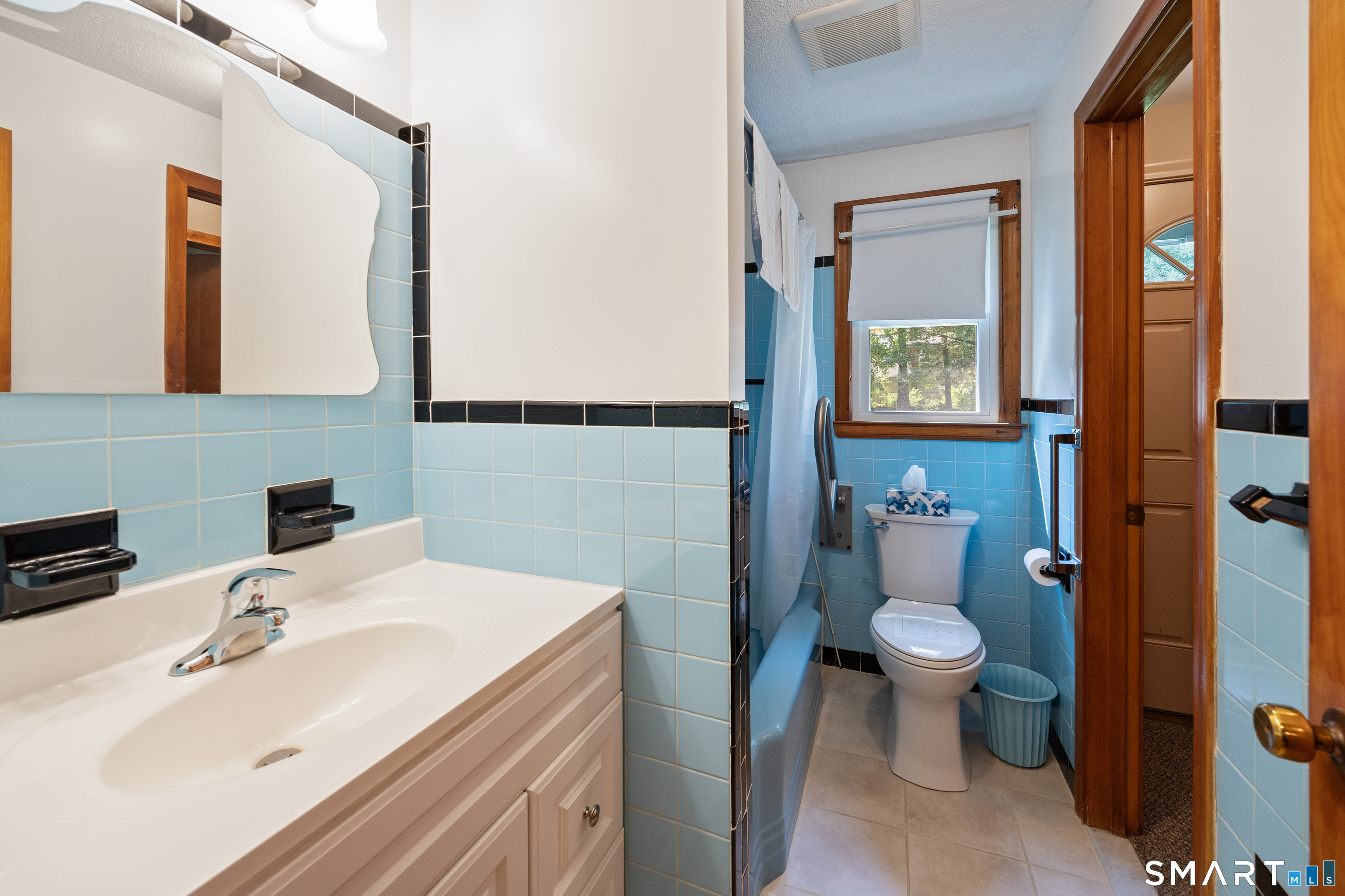 58 Evelyn Road Bristol CT 06010