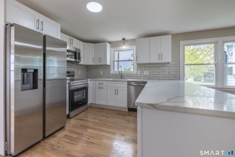 14 Catherine Court Milford CT 06460