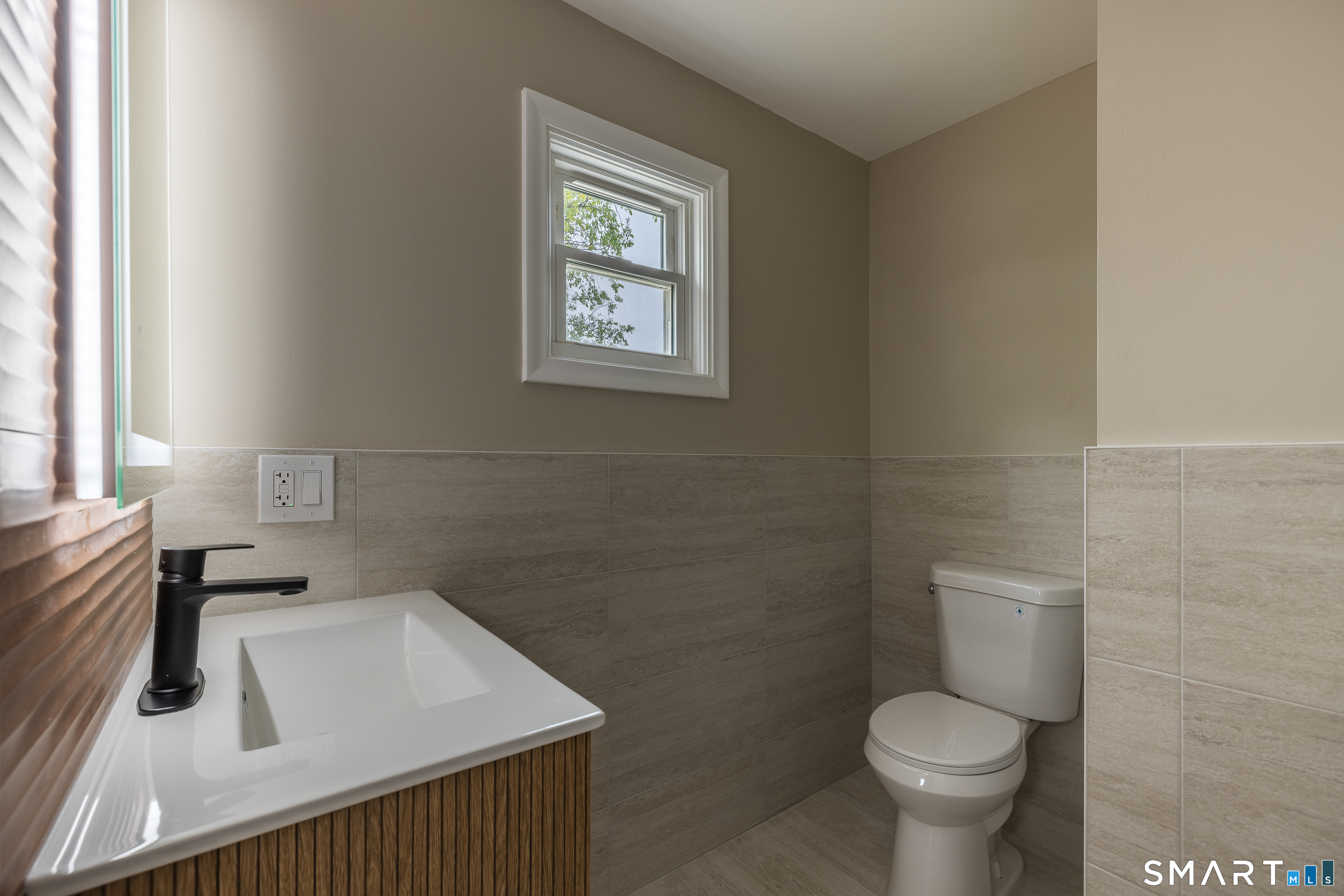 14 Catherine Court Milford CT 06460