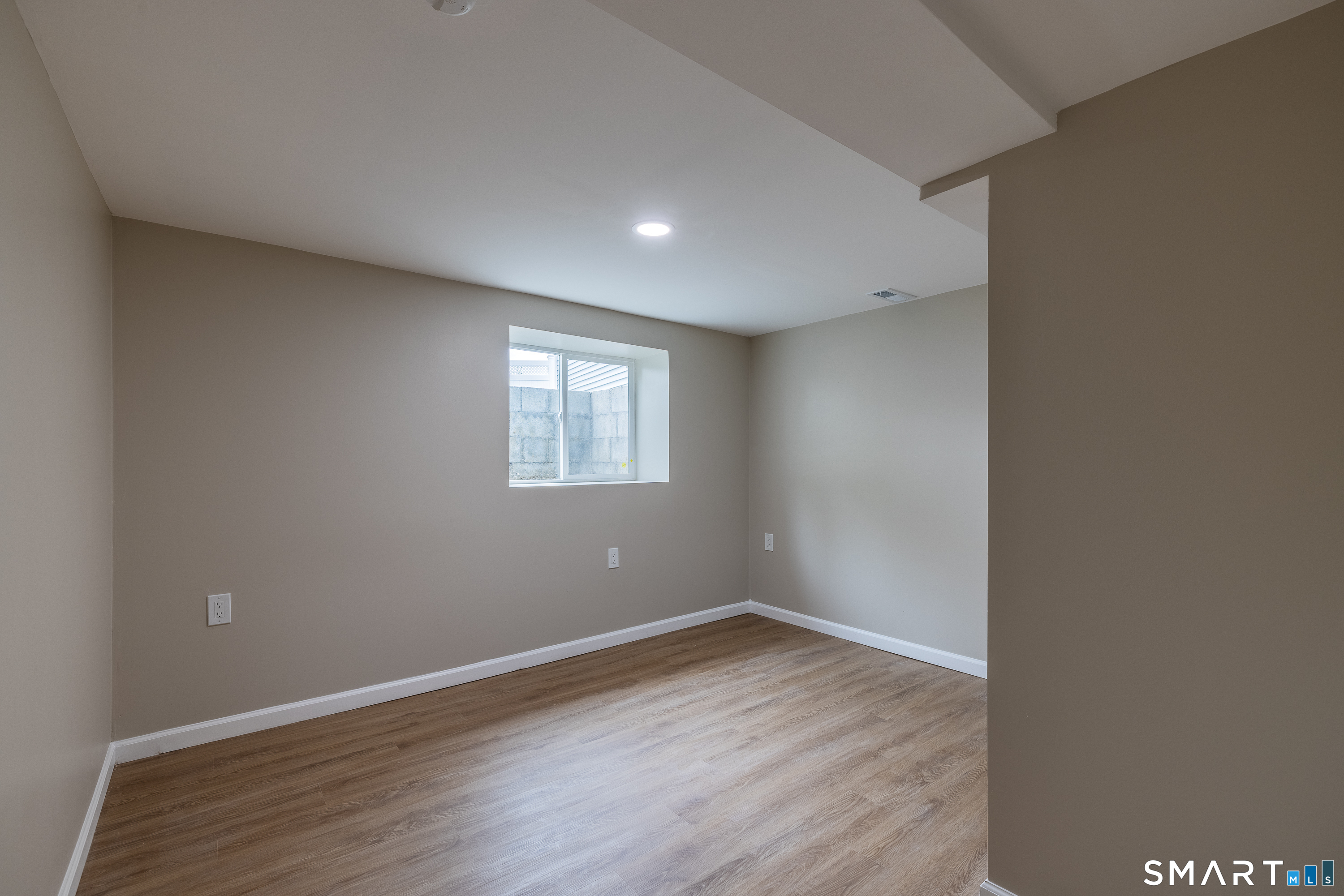 14 Catherine Court Milford CT 06460
