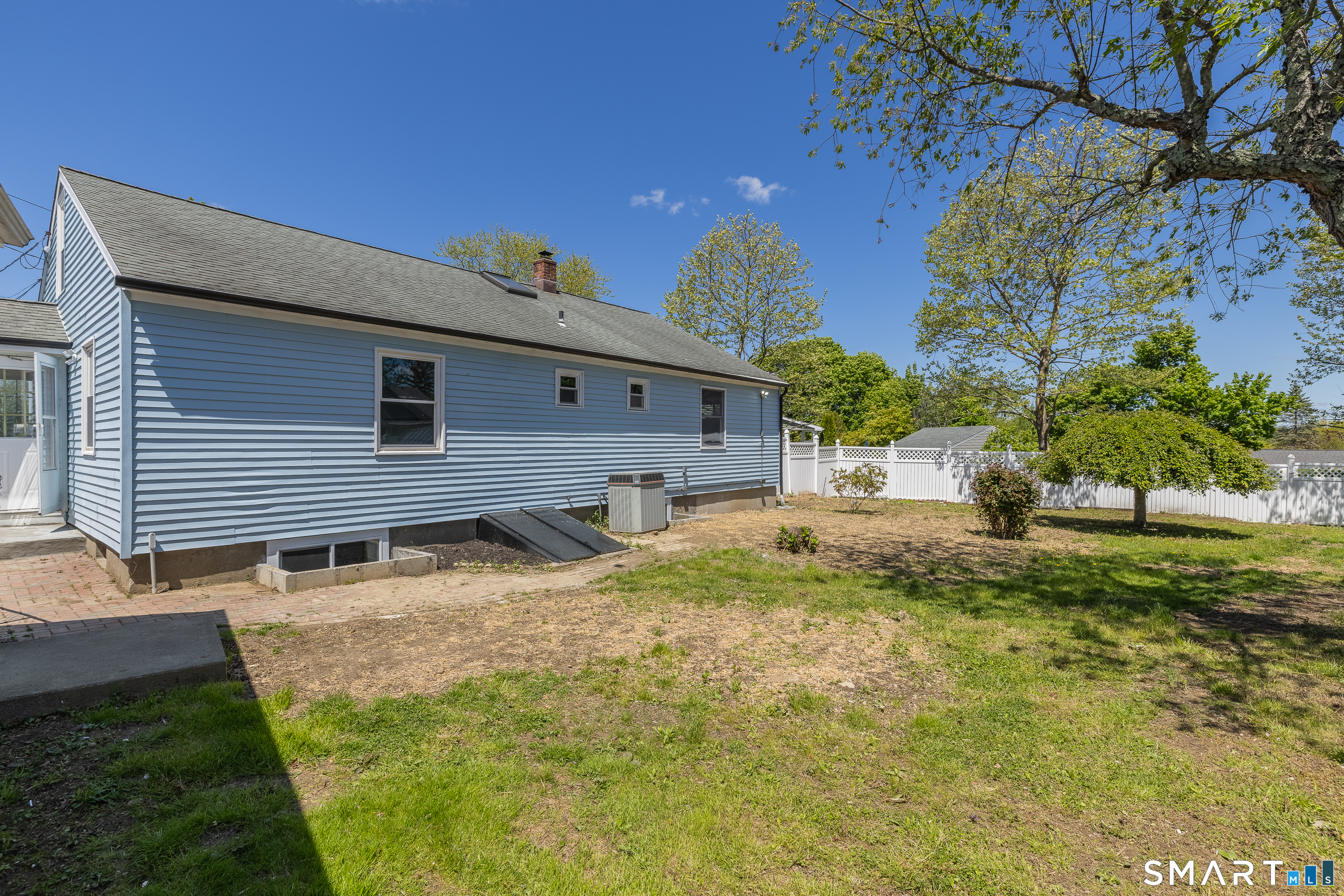 14 Catherine Court Milford CT 06460