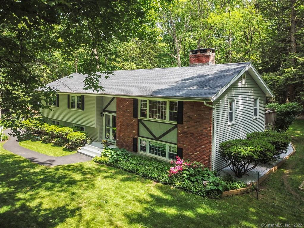 27 Berkshire Drive New Hartford CT 06057