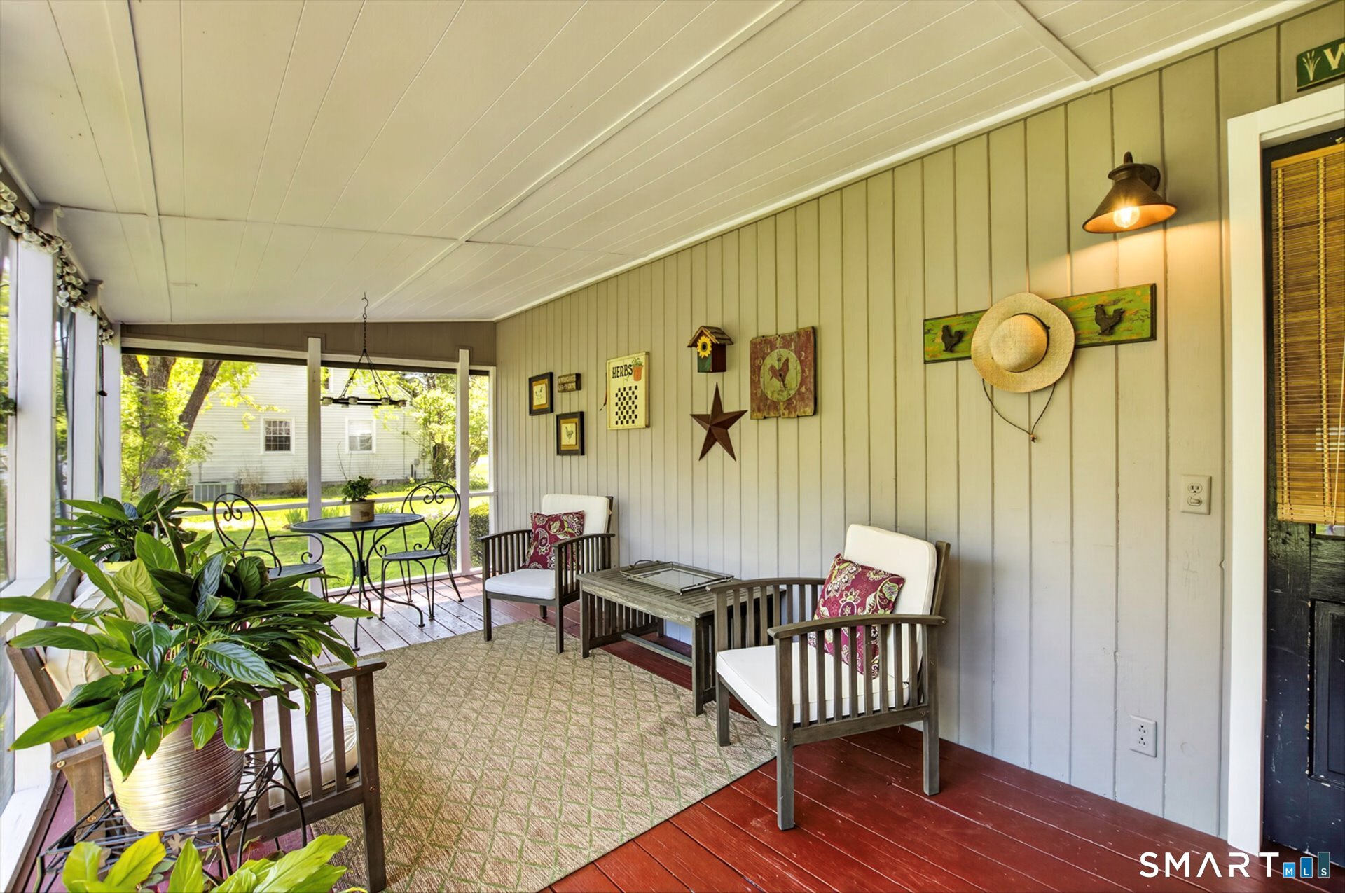 28 Deepwood Road Simsbury CT 06070