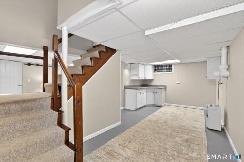 28 Deepwood Road Simsbury CT 06070