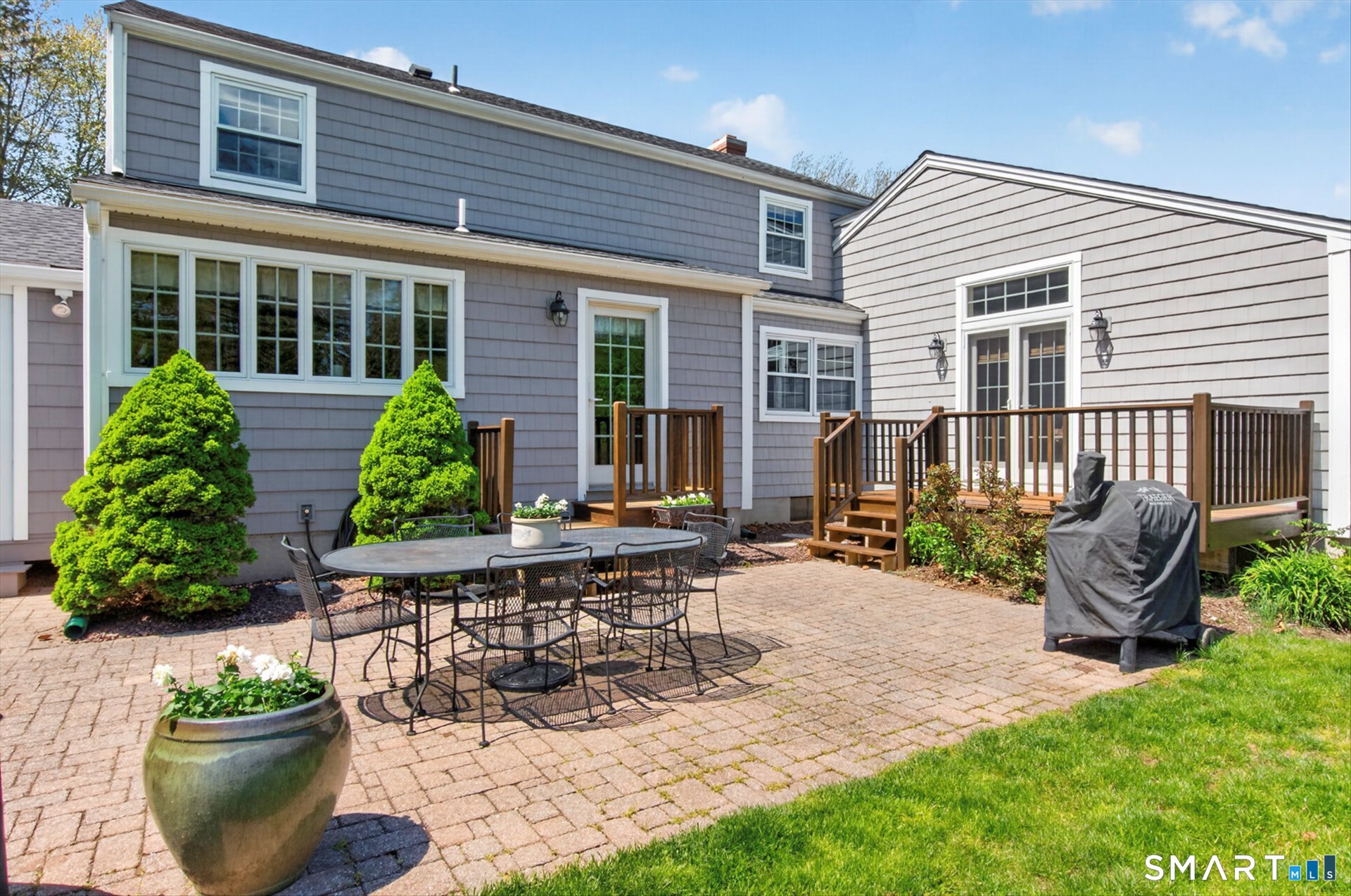 28 Deepwood Road Simsbury CT 06070