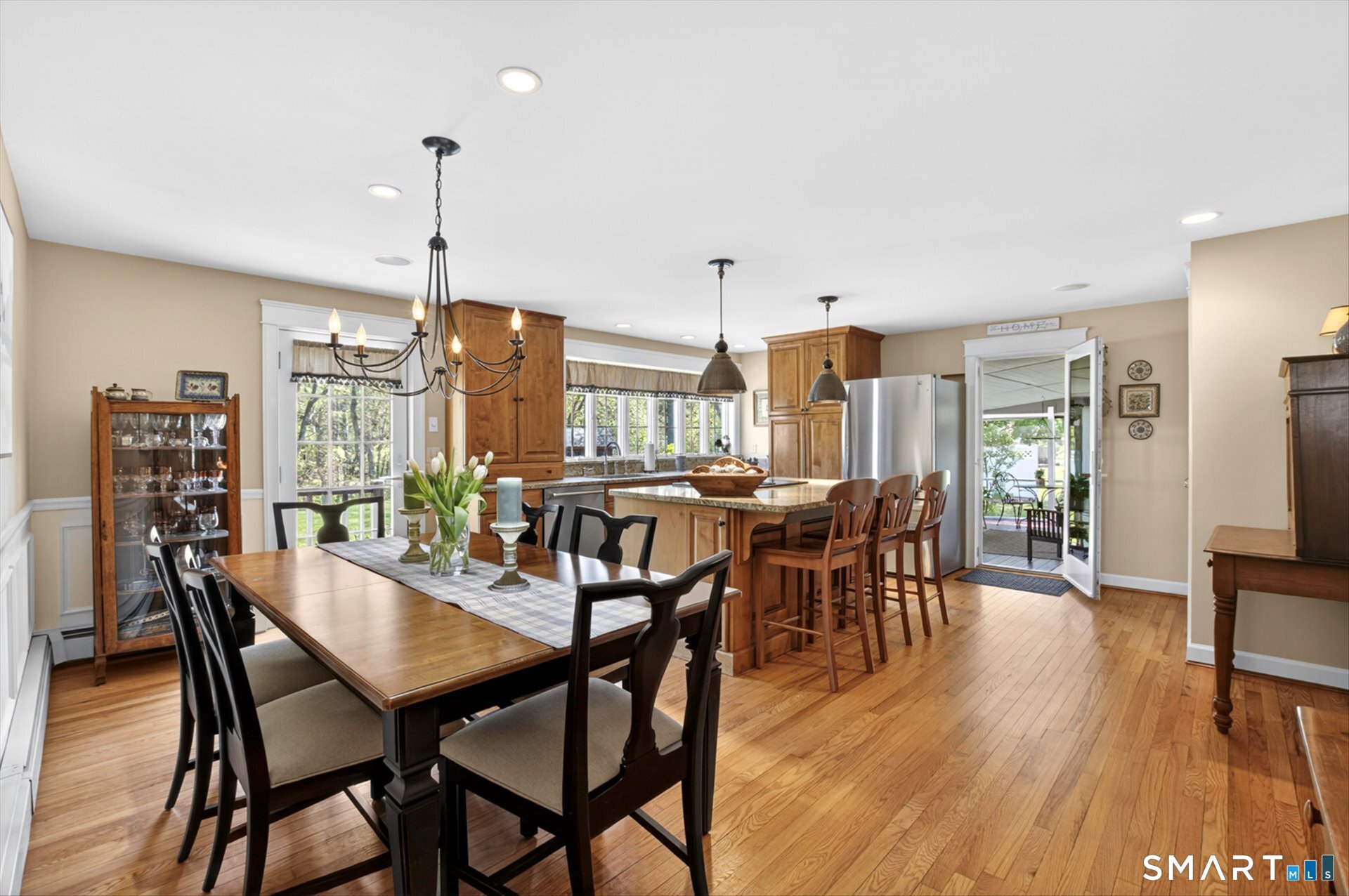 28 Deepwood Road Simsbury CT 06070