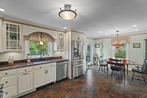 634 Cornwall Avenue Cheshire CT 06410