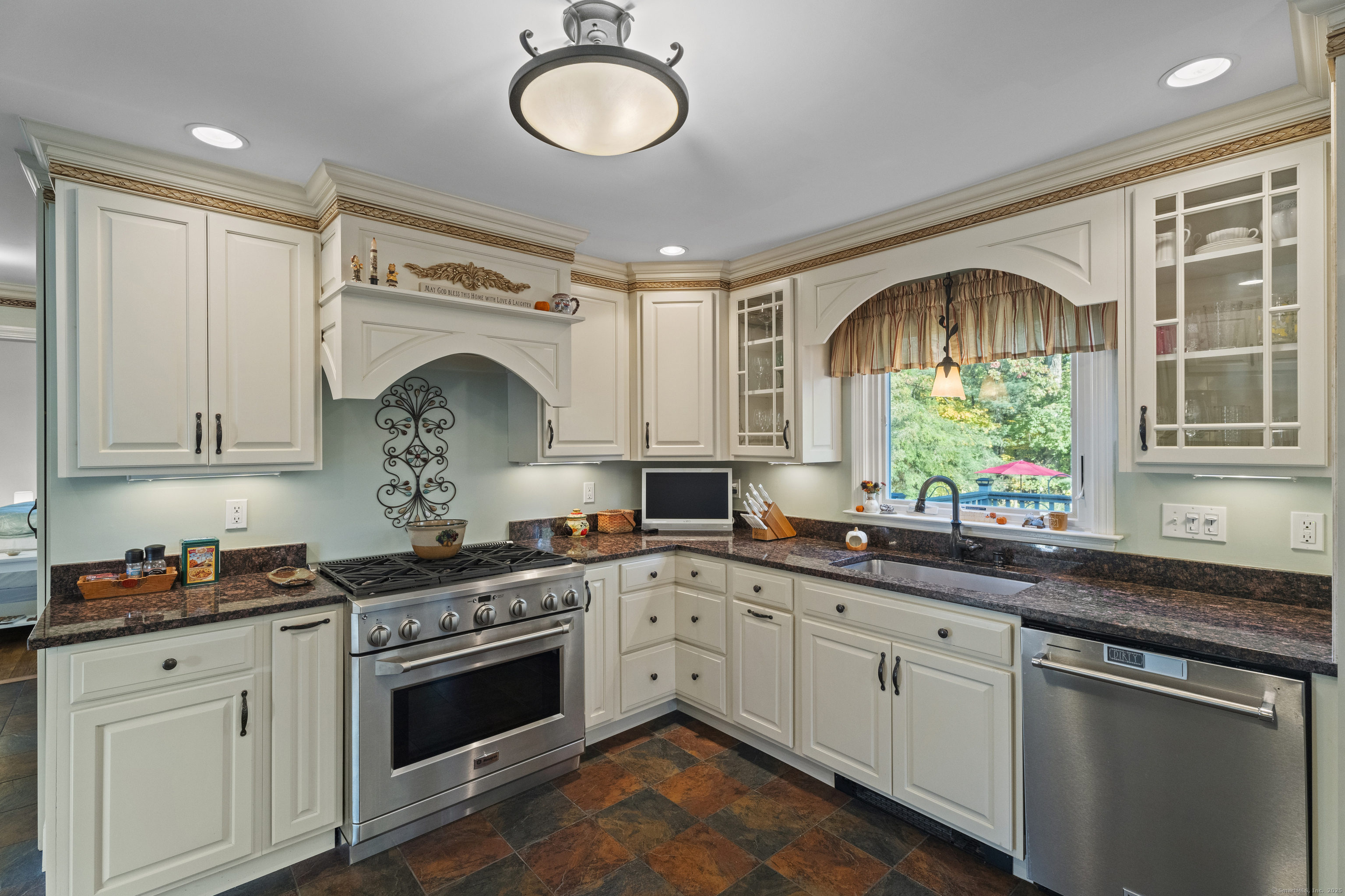 634 Cornwall Avenue Cheshire CT 06410