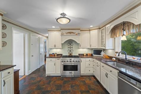 634 Cornwall Avenue Cheshire CT 06410