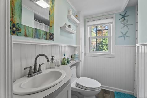 634 Cornwall Avenue Cheshire CT 06410