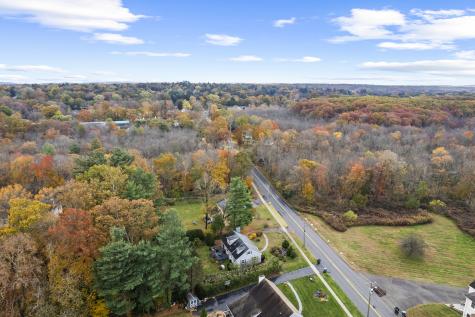 634 Cornwall Avenue Cheshire CT 06410