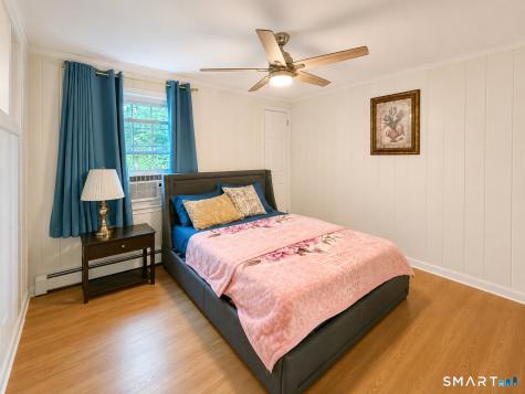 104 Higby Road Middletown CT 06457