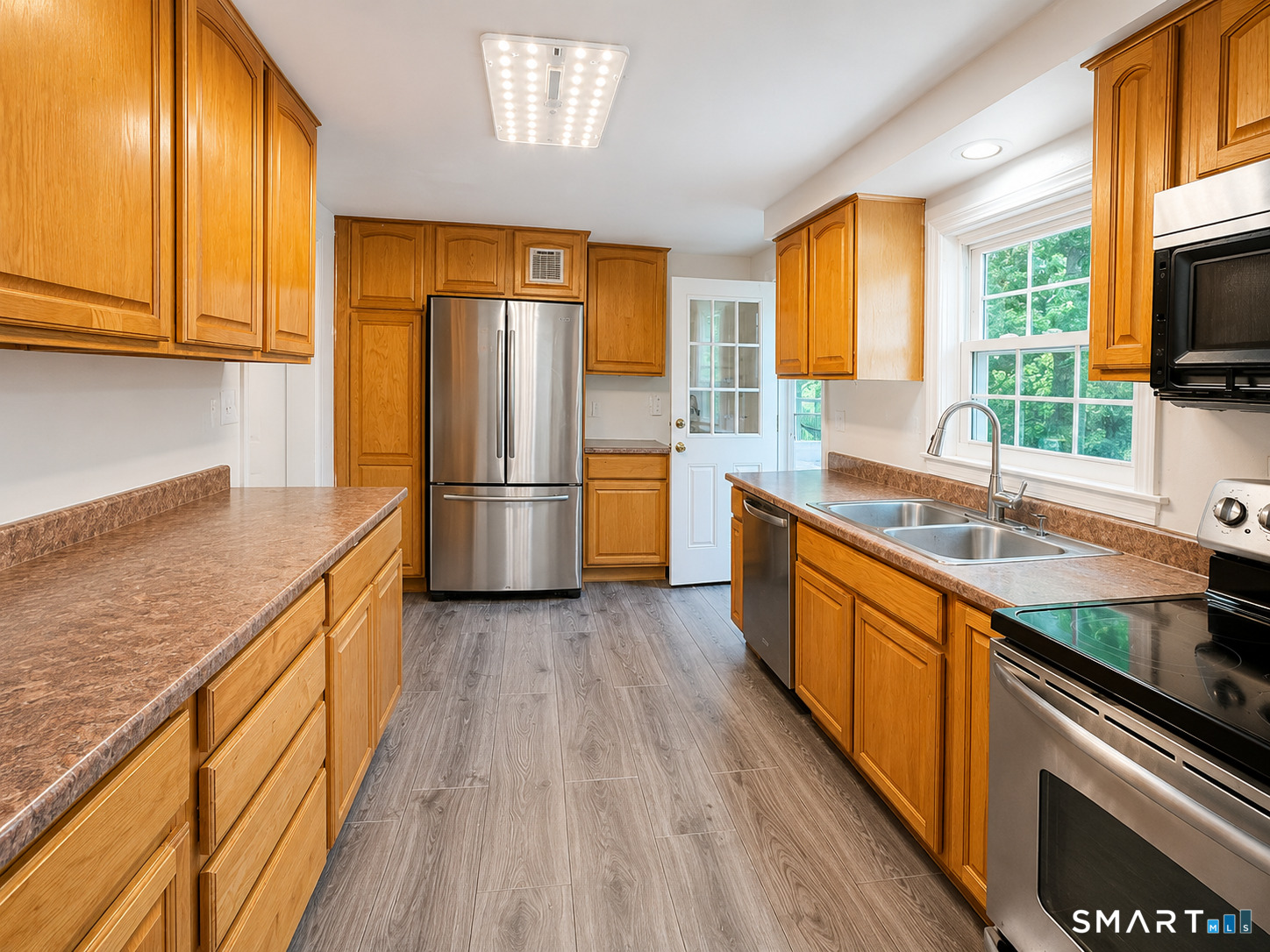 104 Higby Road Middletown CT 06457