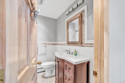 40 Walnut Street Monroe CT 06468