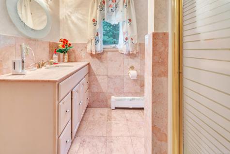 40 Walnut Street Monroe CT 06468