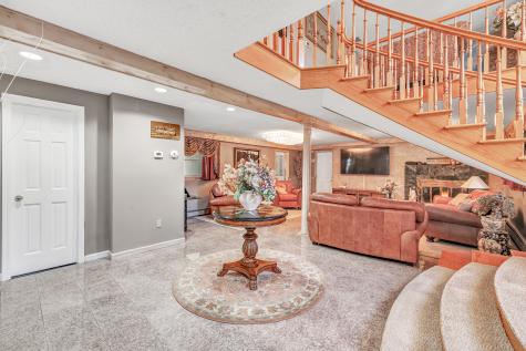 40 Walnut Street Monroe CT 06468