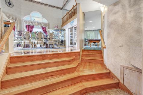 40 Walnut Street Monroe CT 06468