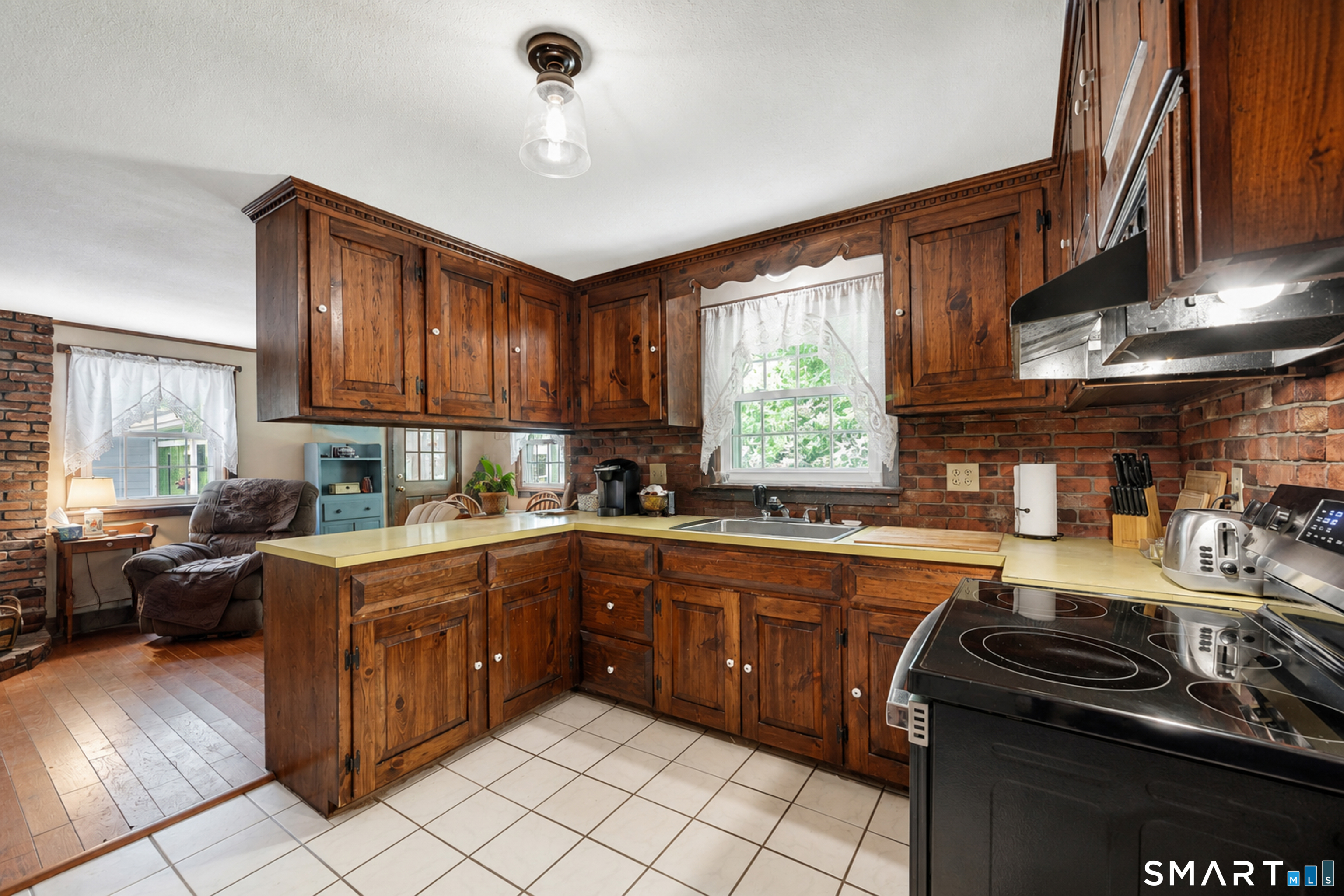 Suffield CT 06078