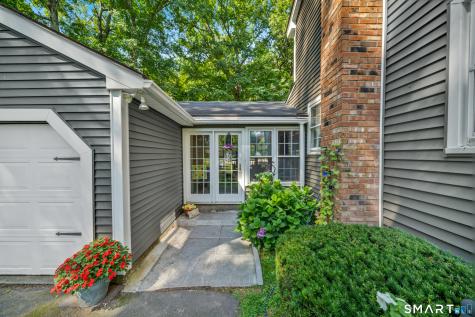 Suffield CT 06078