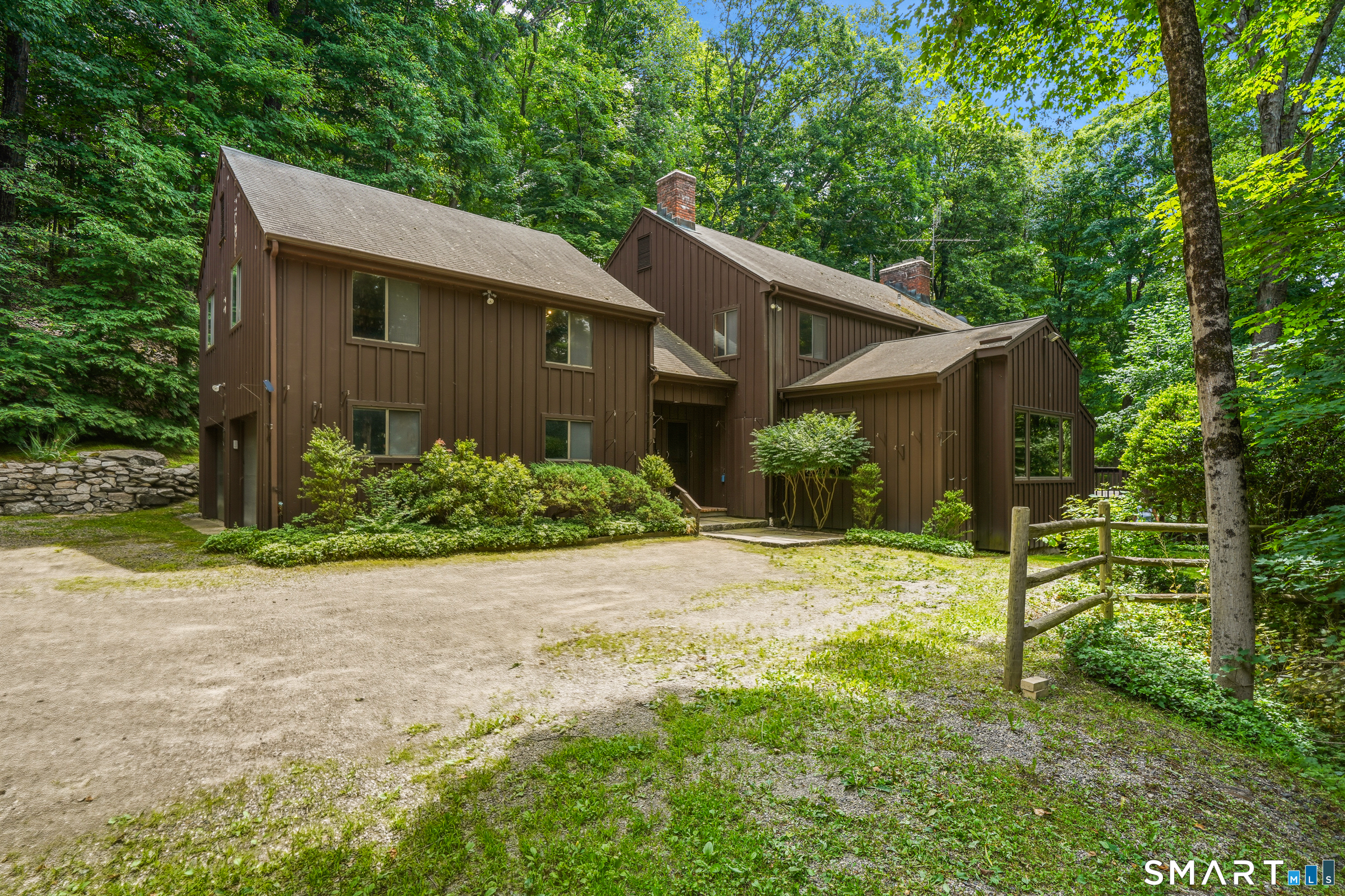 5 Newtown Turnpike Weston CT 06883