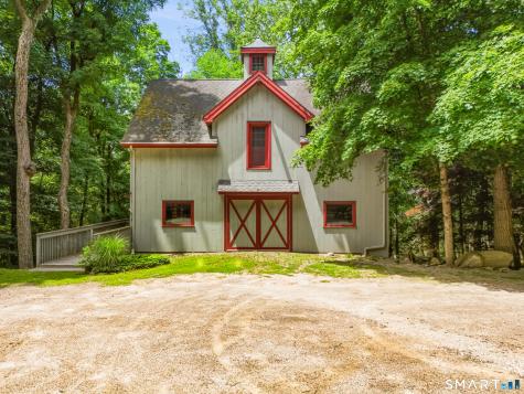 5 Newtown Turnpike Weston CT 06883
