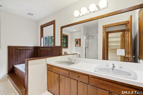 5 Newtown Turnpike Weston CT 06883