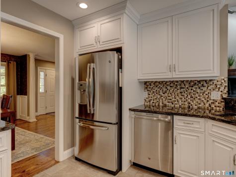 32 White Sail Drive Southington CT 06489