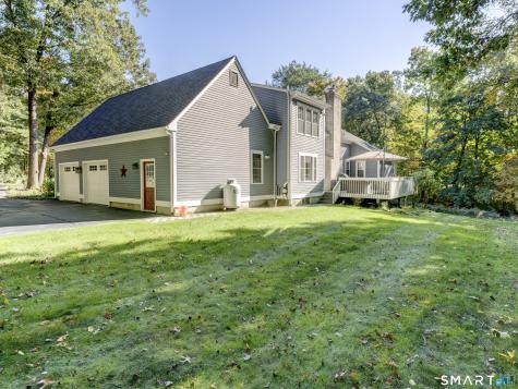 32 White Sail Drive Southington CT 06489