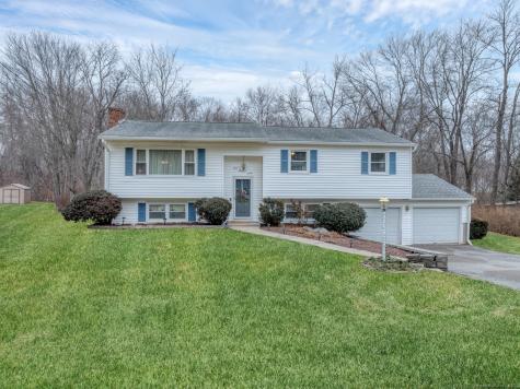 320 Wedgewood Drive Naugatuck CT 06770
