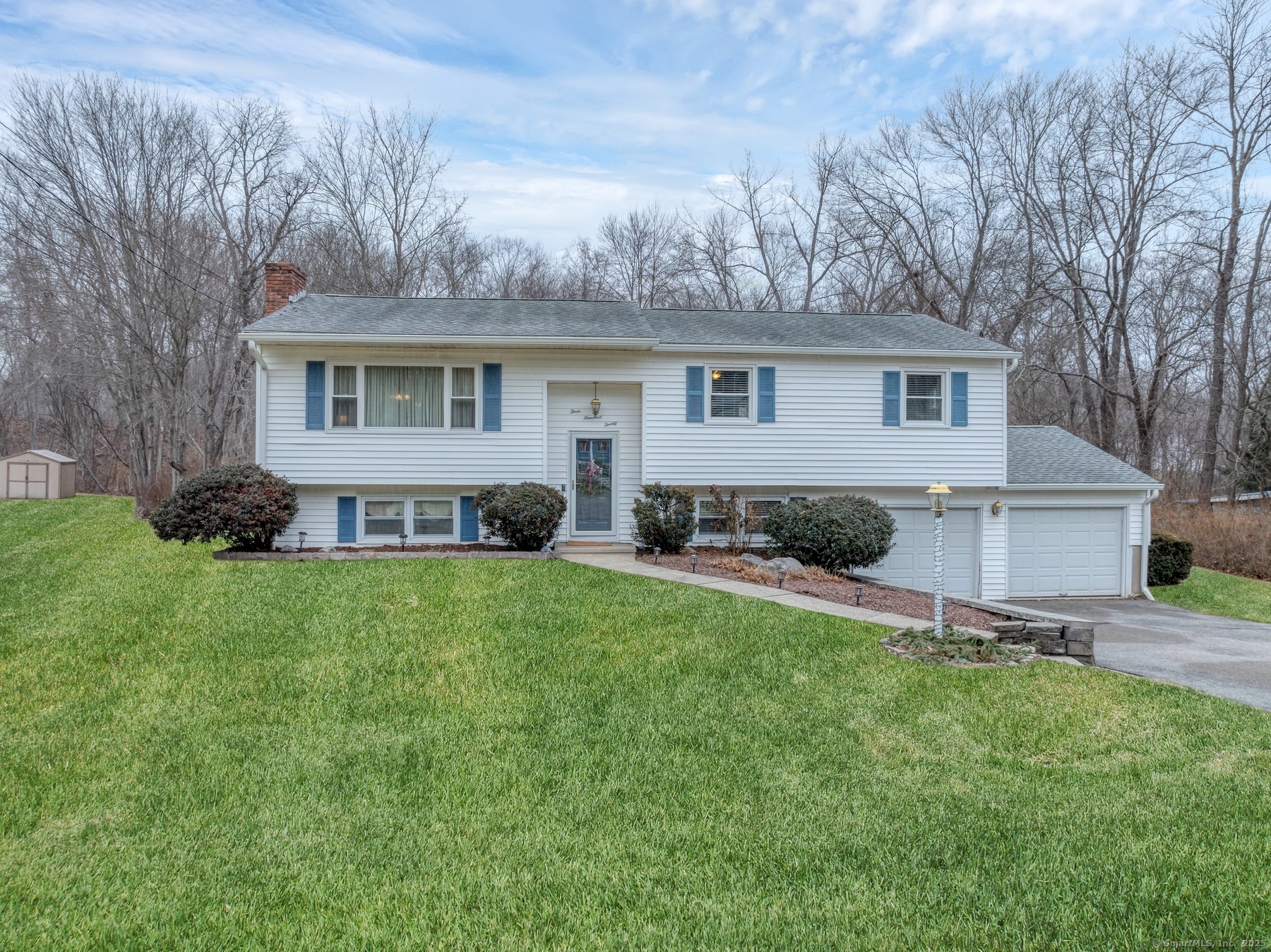 320 Wedgewood Drive Naugatuck CT 06770