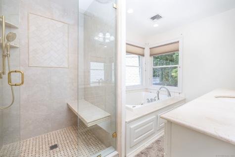 35 Hanson Road Canton CT 06019