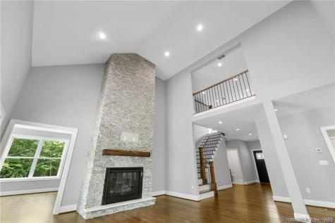 119 Colchester Avenue East Hampton CT 06424