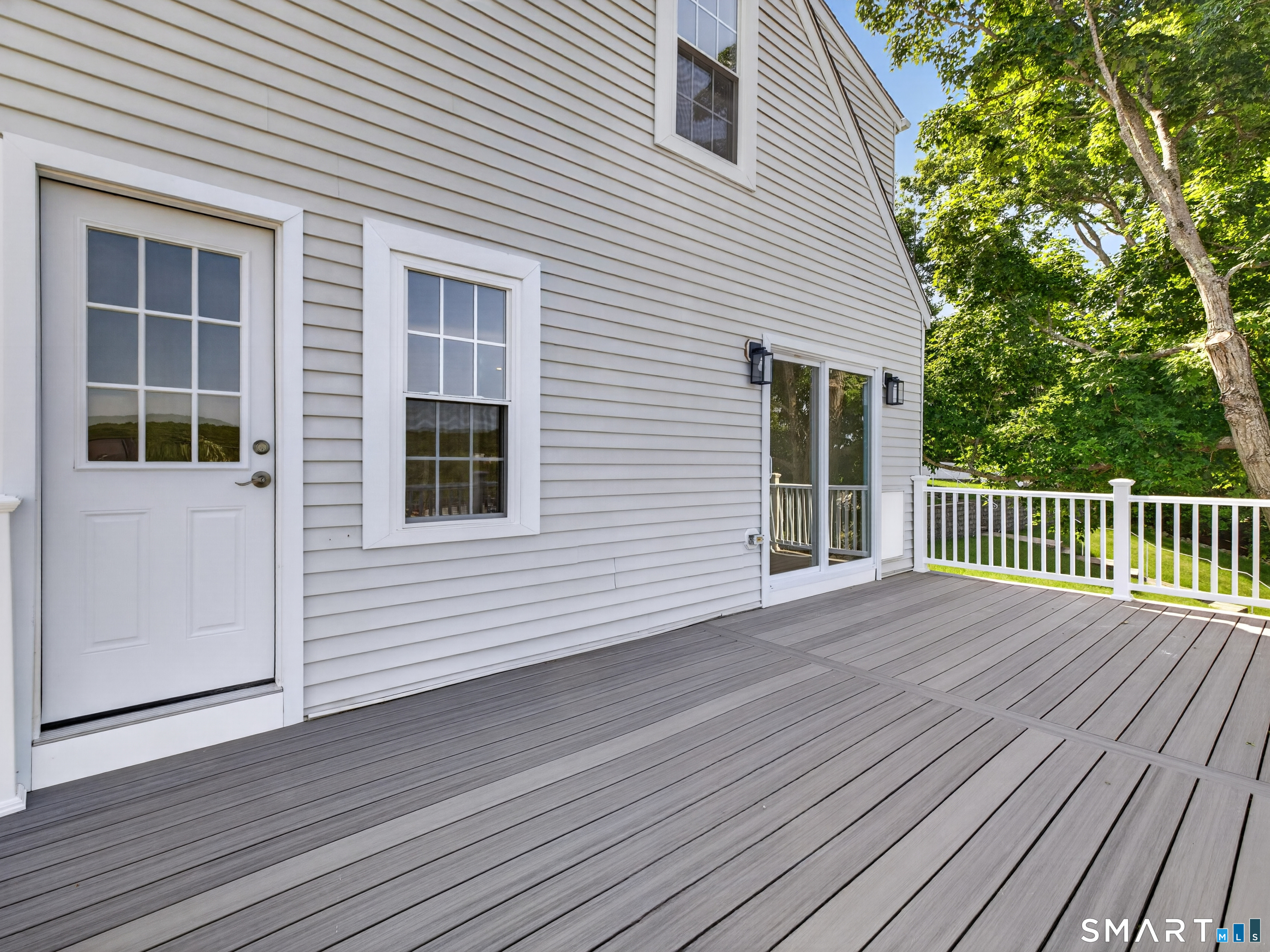 205 Flanders Road East Lyme CT 06357