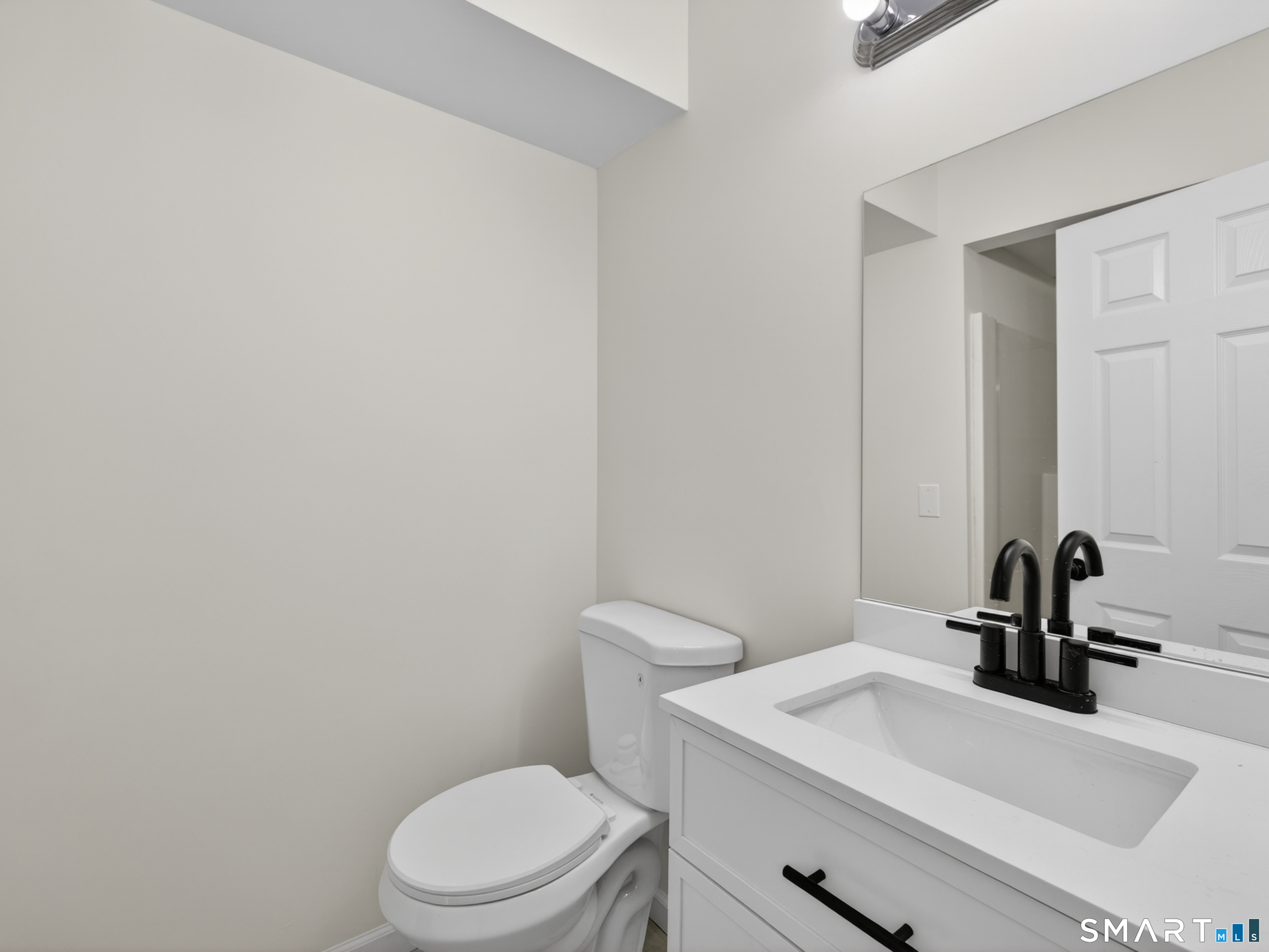 205 Flanders Road East Lyme CT 06357